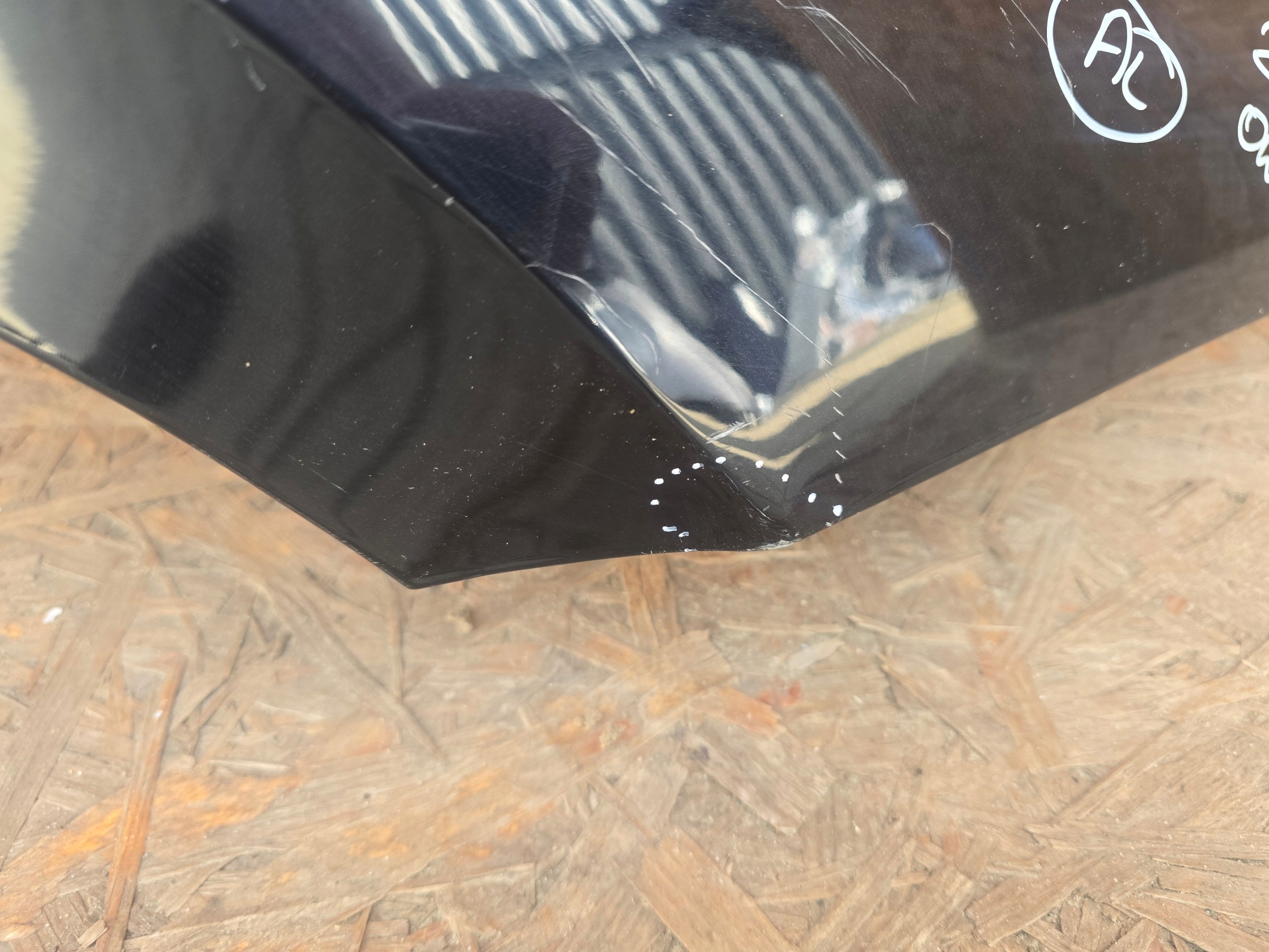 Volkswagen Polo 2G voorspatbord rechts - Afbeelding 2